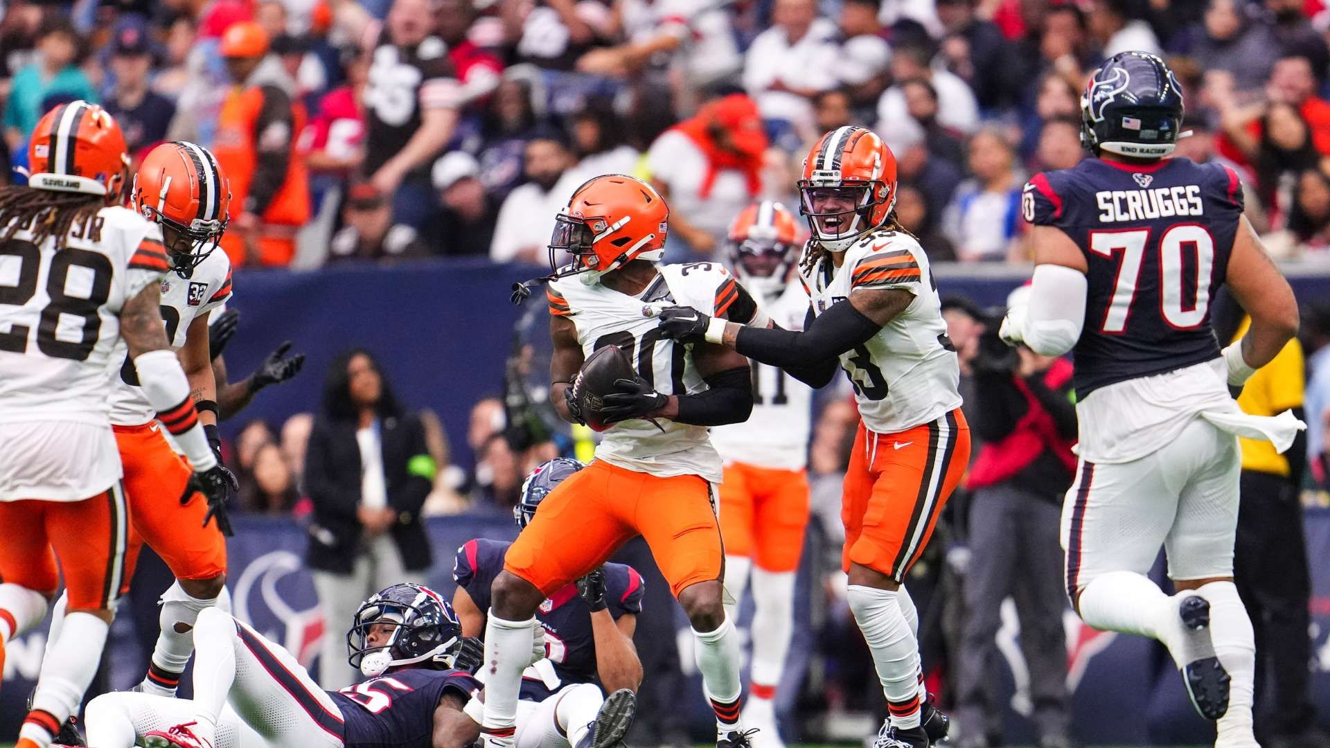 如某位在比 如某位在比